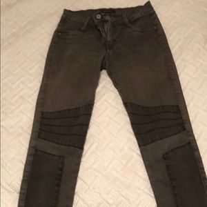 James jeans - size 28!